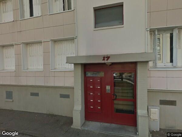 UN APPARTEMENT