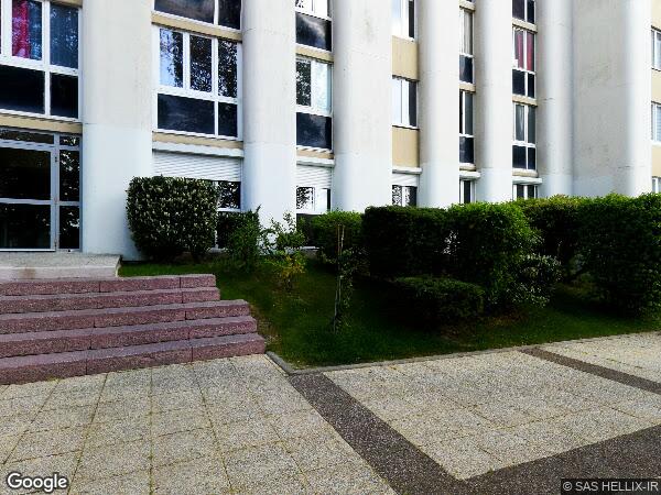 UN APPARTEMENT