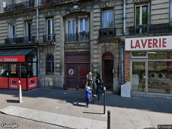 UN APPARTEMENT