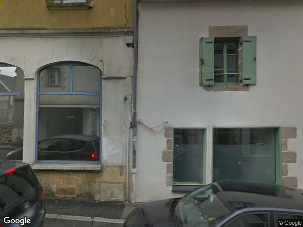 UN IMMEUBLE À USAGE MIXTE