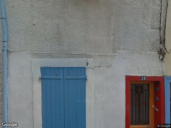 UNE MAISON D'HABITATION