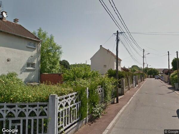 UNE MAISON D'HABITATION