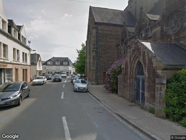 UN IMMEUBLE À USAGE MIXTE