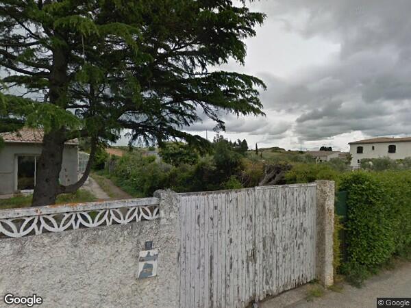 UNE MAISON D'HABITATION