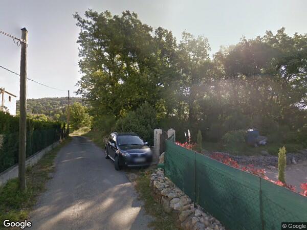 UNE MAISON D'HABITATION