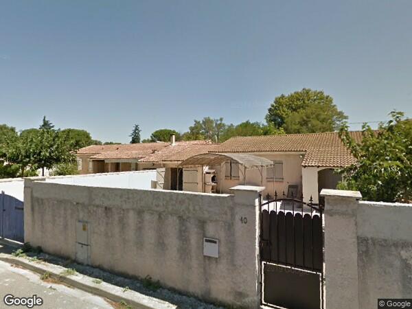 UNE MAISON D'HABITATION