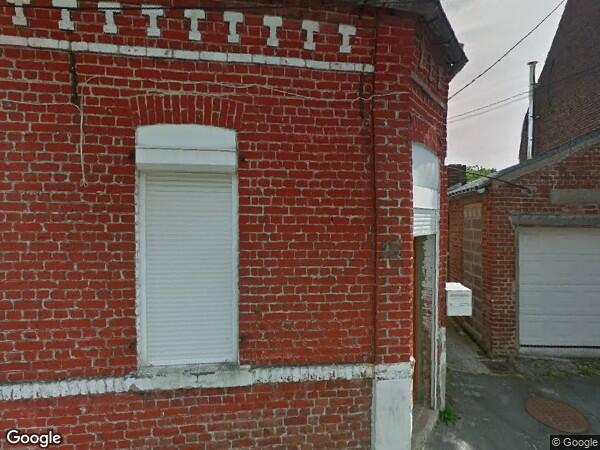 UNE MAISON D'HABITATION