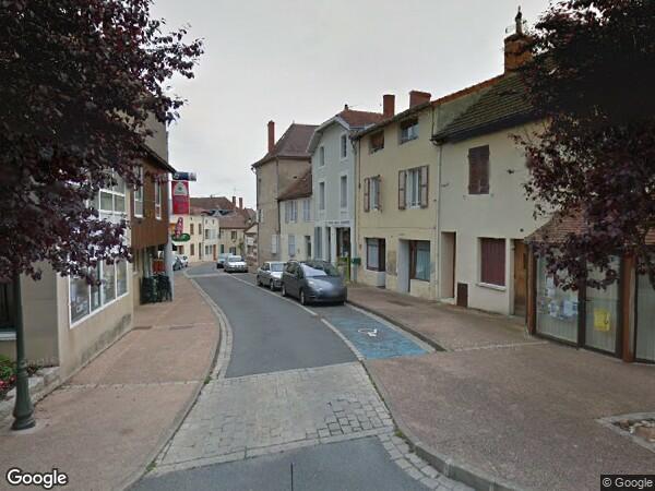 UN  CORPS DE BÂTIMENT À USAGE AGRICOLE