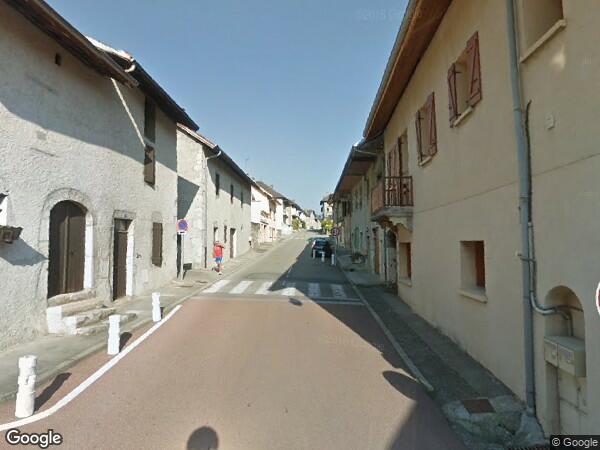 UNE MAISON D'HABITATION