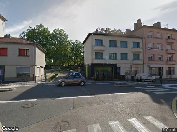 UN TÈNEMENT IMMOBILIER