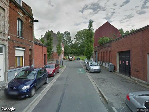 UNE MAISON D'HABITATION