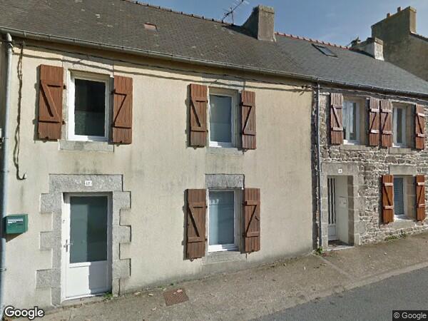 UNE MAISON D'HABITATION