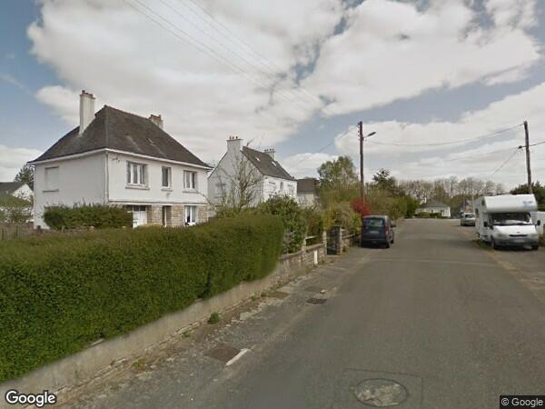 UNE MAISON D'HABITATION