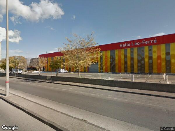 UN LOCAL PROFESSIONNEL