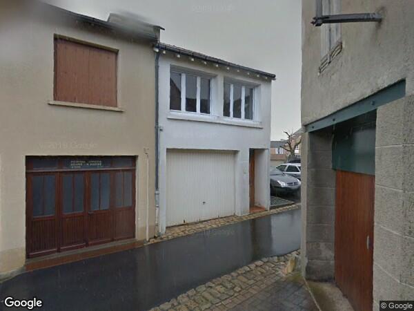 UN ENSEMBLE IMMOBILIER