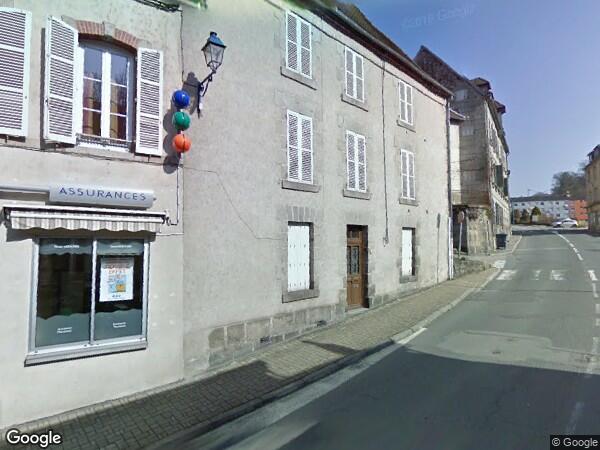 UNE MAISON D'HABITATION