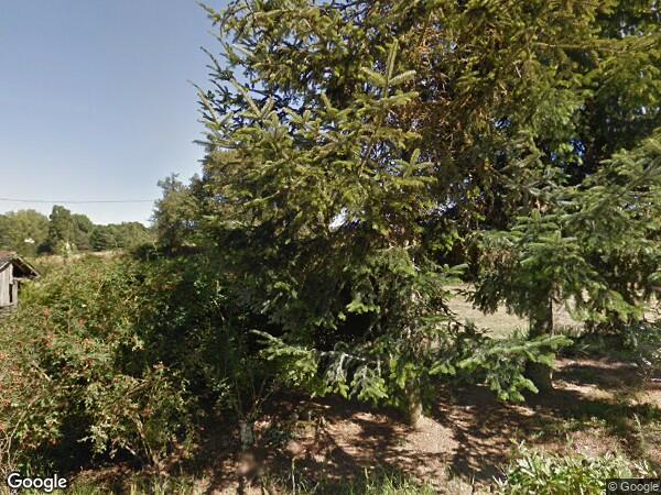 DES BÂTIMENTS ET UNE PARCELLE À USAGE AGRICOLES