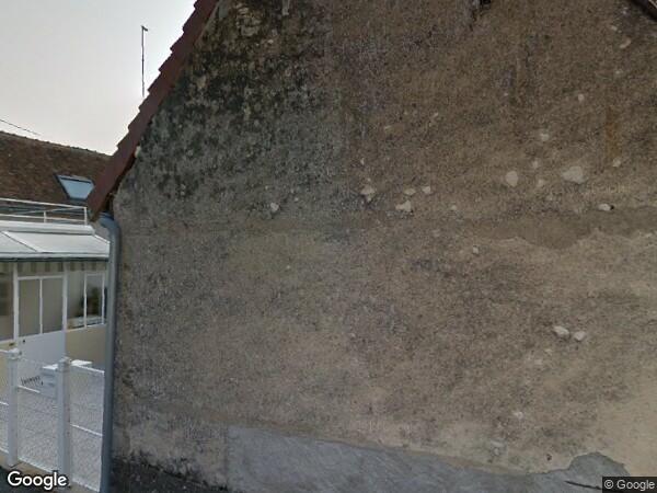 UNE MAISON D'HABITATION