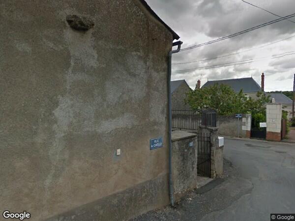 UNE MAISON D'HABITATION