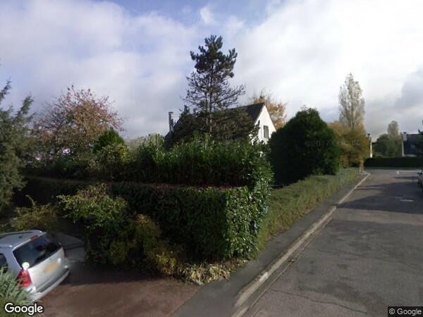 UNE MAISON D'HABITATION
