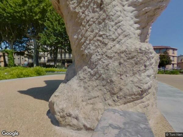 UN ENSEMBLE IMMOBILIER