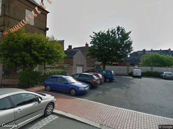 UNE MAISON D'HABITATION