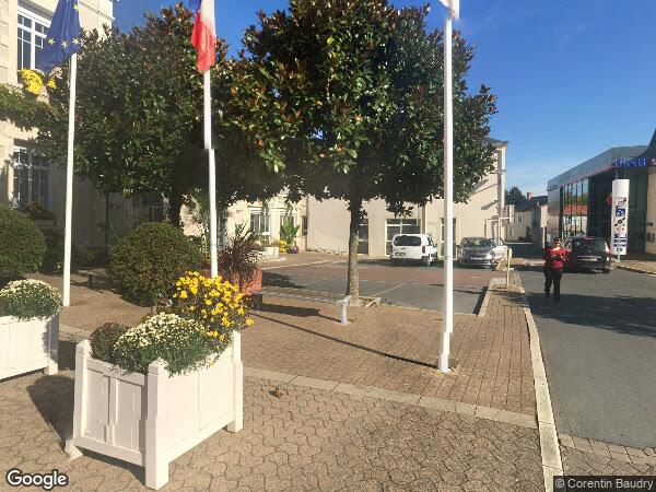 UNE MAISON D'HABITATION