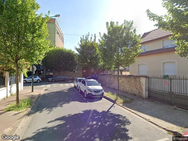 UN APPARTEMENT