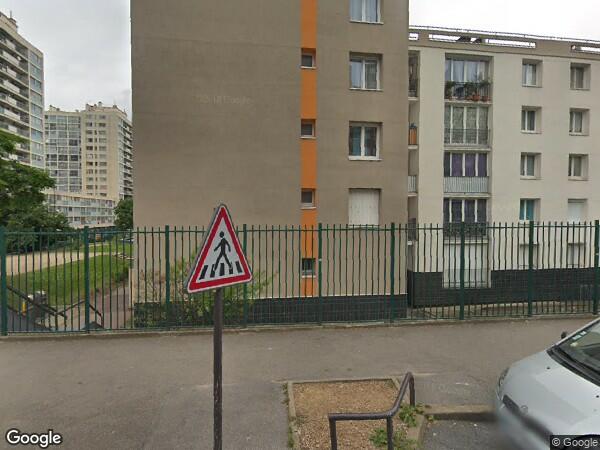UN APPARTEMENT
