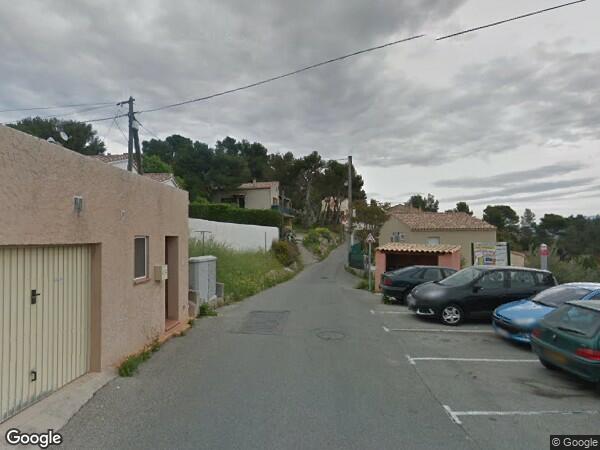 UNE PARCELLE DE TERRAIN