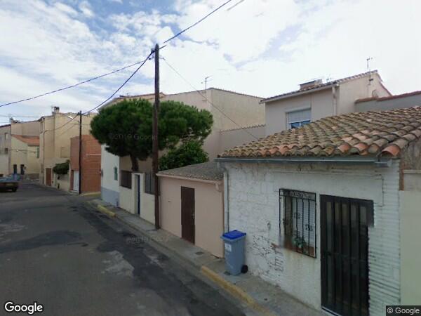 UNE MAISON D'HABITATION