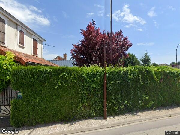 UNE MAISON D'HABITATION