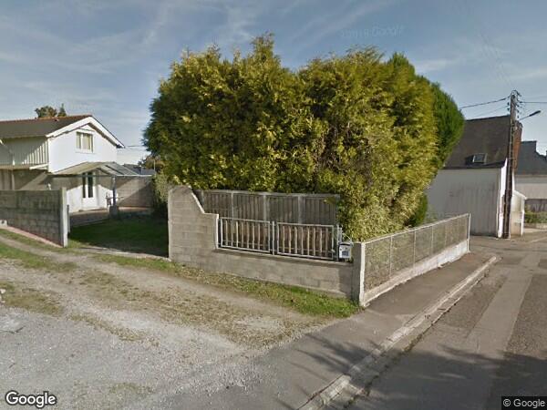 UNE MAISON D'HABITATION