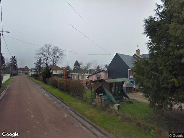 UNE MAISON D'HABITATION