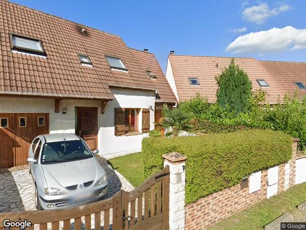 UNE MAISON D'HABITATION