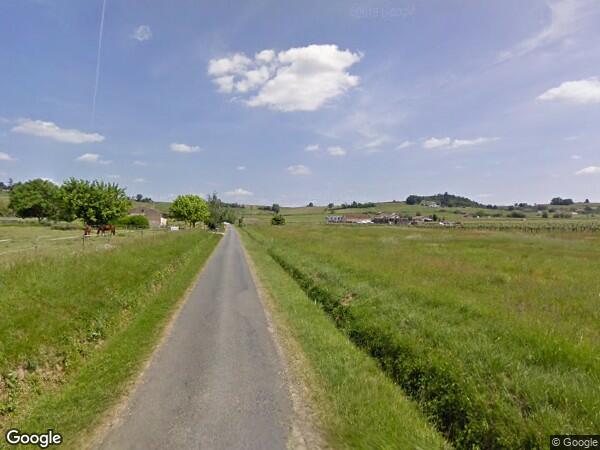 UNE MAISON D'HABITATION 