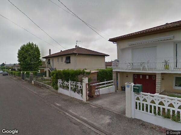 UN ENSEMBLE IMMOBILIER