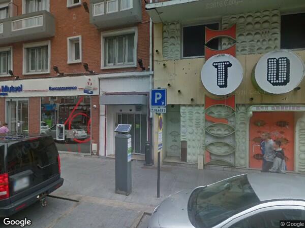 UN IMMEUBLE À USAGE MIXTE