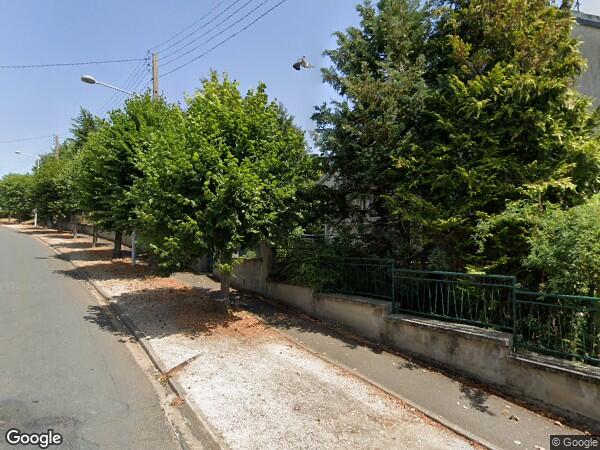 UNE MAISON D'HABITATION