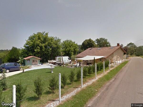 DEUX MAISONS D'HABITATION