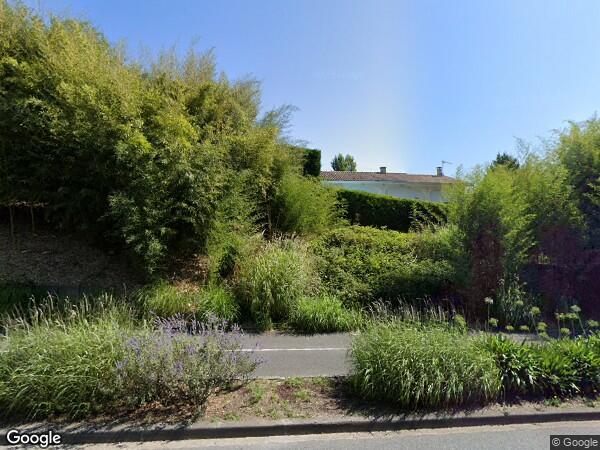 UN ENSEMBLE IMMOBILIER