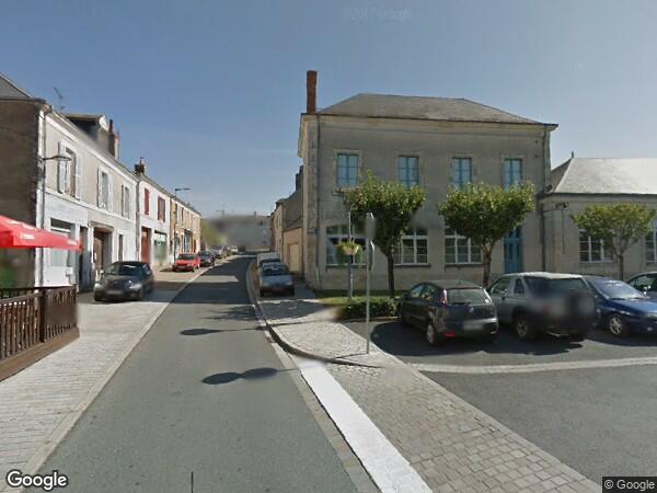 UN ENSEMBLE IMMOBILIER