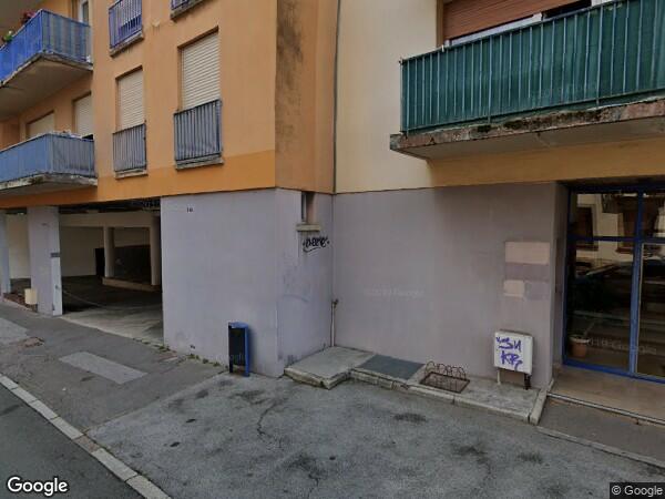 UN APPARTEMENT