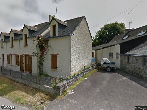 UNE MAISON D'HABITATION