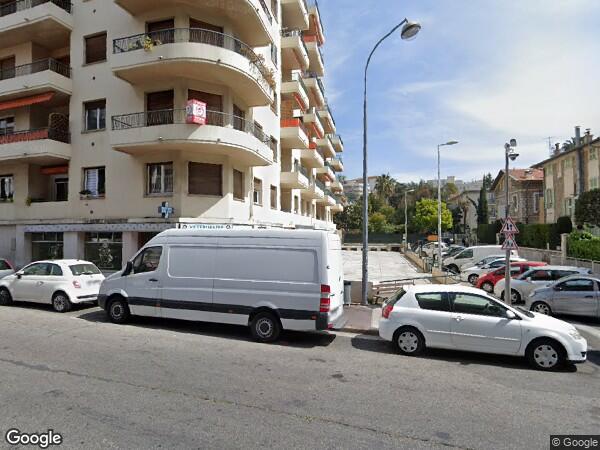 UN  APPARTEMENT + UNE CAVE