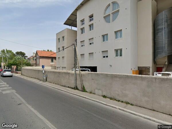 UN  APPARTEMENT ET UNE CAVE