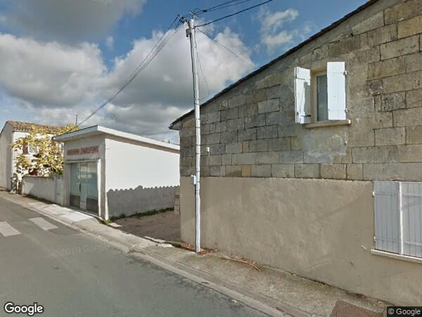UN  APPARTEMENT