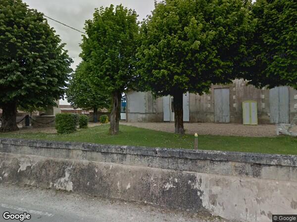 UNE  PROPRIÉTÉ D’ AGRÉMENT