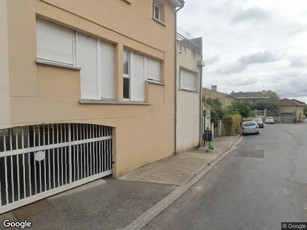 UN  APPARTEMENT 116 + PARKING EXTERIEUR