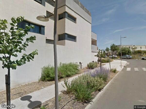 UN  APPARTEMENT AVEC PARKING